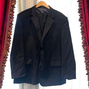 Kenneth Cole AWEARNESS suit — 2 piece black